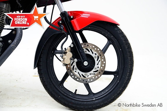 Honda CBF125 6 of 11