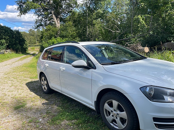Volkswagen Golf VII 4 of 7