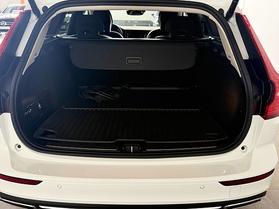 Volvo V60 14 of 29
