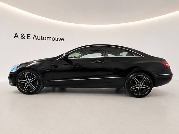 Mercedes-Benz E350 2 of 12