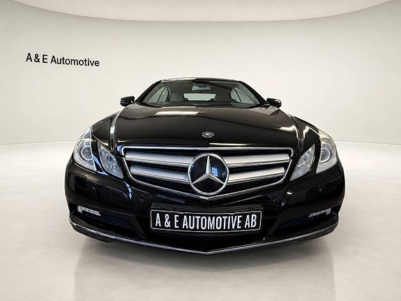 Mercedes-Benz E350 6 of 12