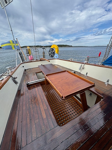 OE36 – klassisk segelbåt med vackra linjer - endast två ägare 4 of 12