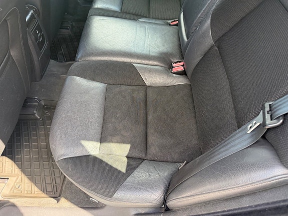 Volvo V70 13 of 25