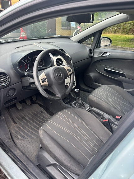 Opel Corsa 7 of 10