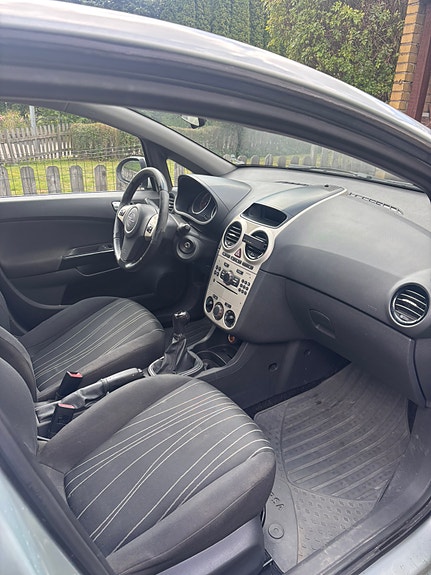 Opel Corsa 8 of 10