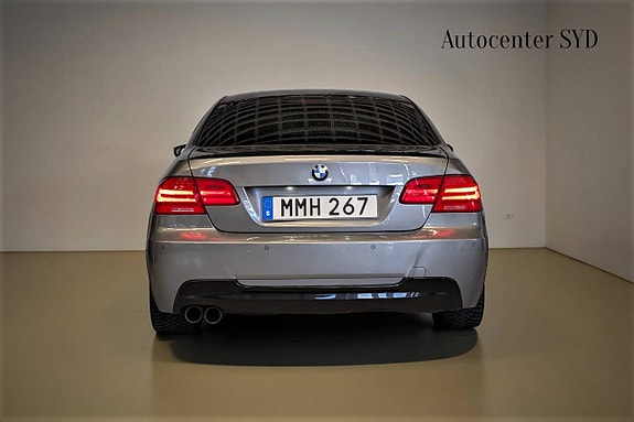 BMW 320d 4 of 23