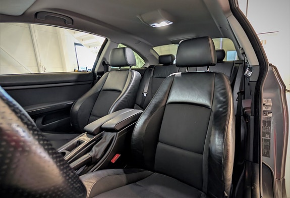 BMW 320d 22 of 23