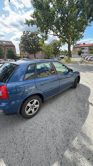 Audi A3 4 of 10
