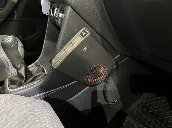 Volkswagen Polo 12 of 13