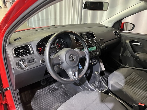 Volkswagen Polo 7 of 13