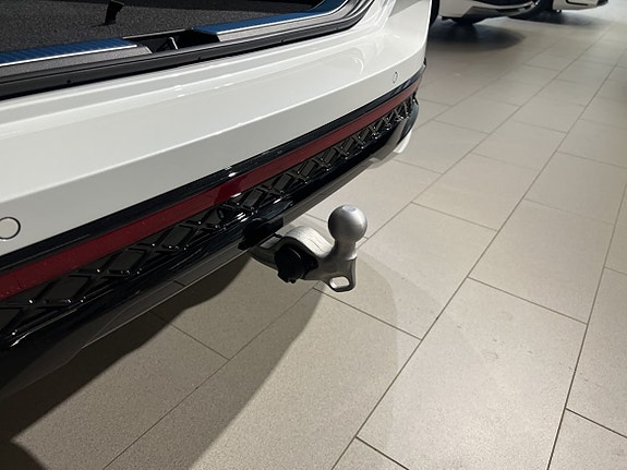 Volkswagen Passat 9 of 23