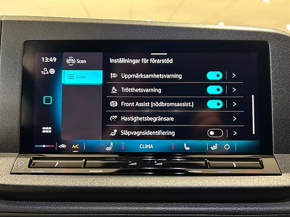 Volkswagen Caddy Maxi 18 of 21