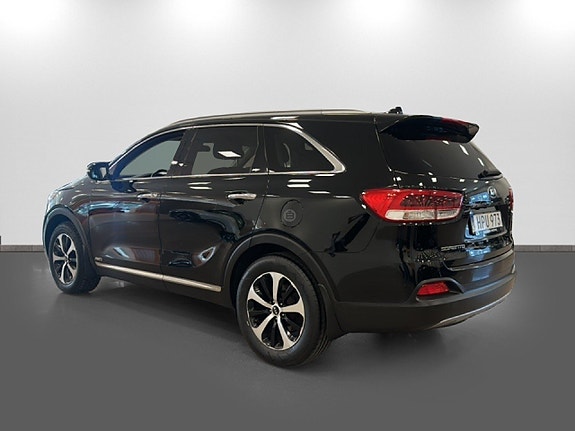 Kia Sorento 6 of 18