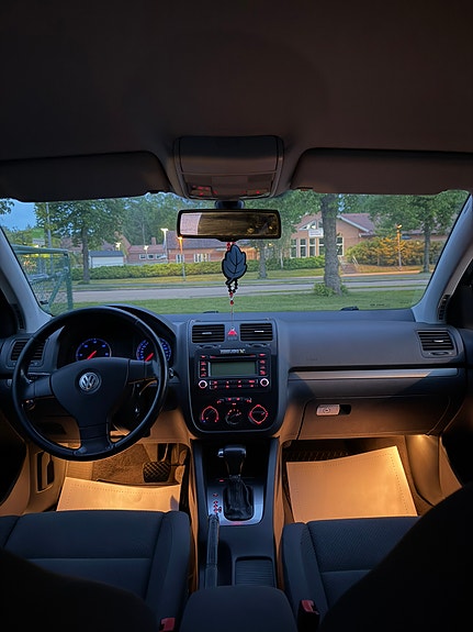 Volkswagen Golf V 5 of 5