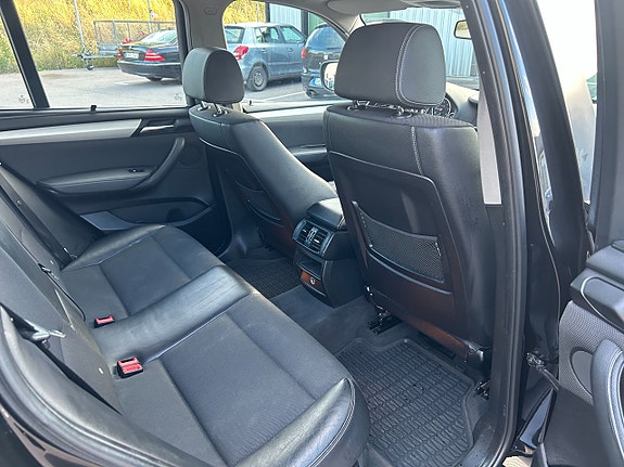 BMW X3 14 of 16