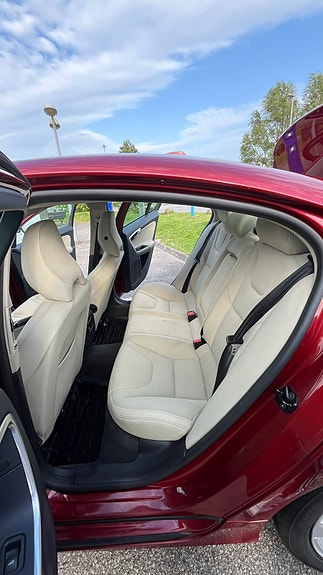 Volvo S60 9 of 11