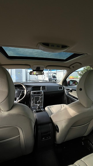 Volvo S60 10 of 11