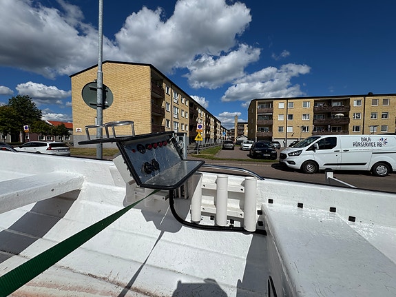8 hk fiskebåt med Mercury utombordare – fin och välskött 3 of 3