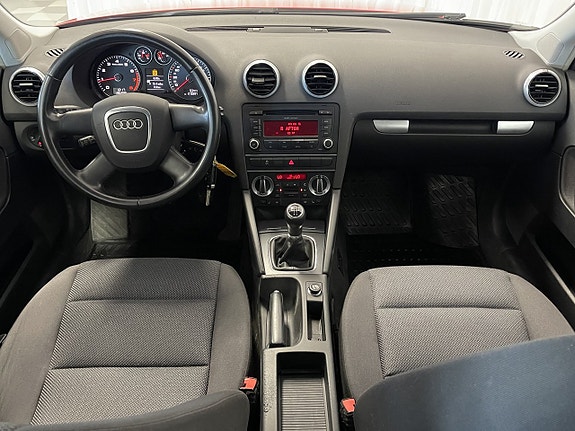 Audi A3 8 of 14