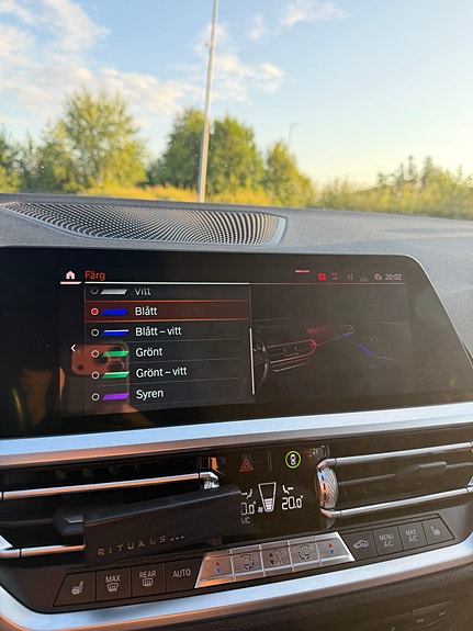BMW 320d 14 of 18