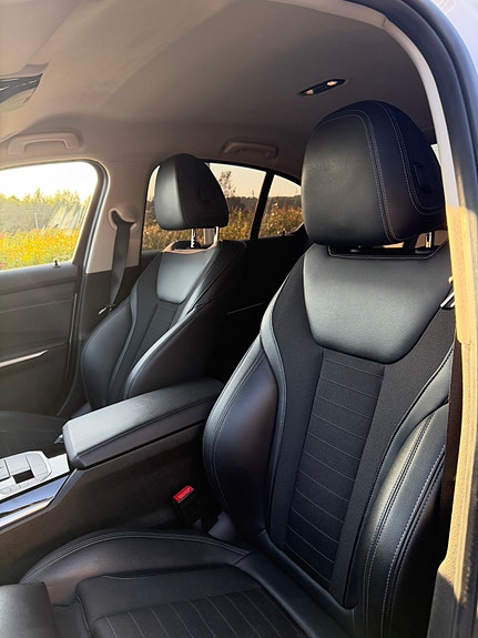 BMW 320d 9 of 18