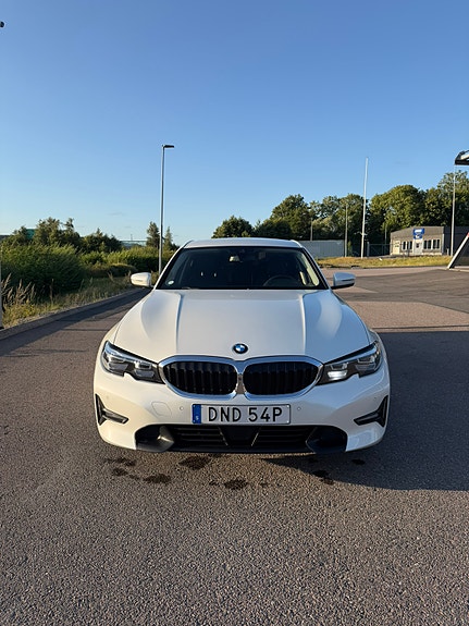BMW 320d 7 of 18