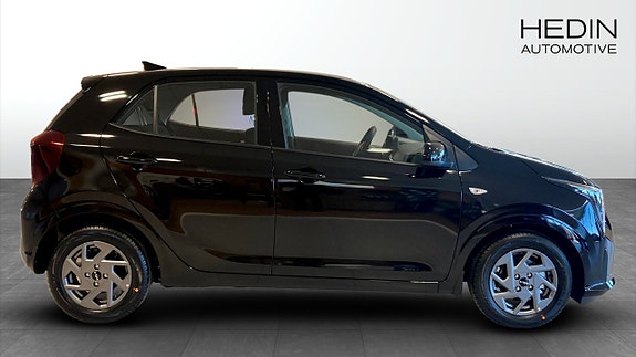 Kia Picanto 6 of 12