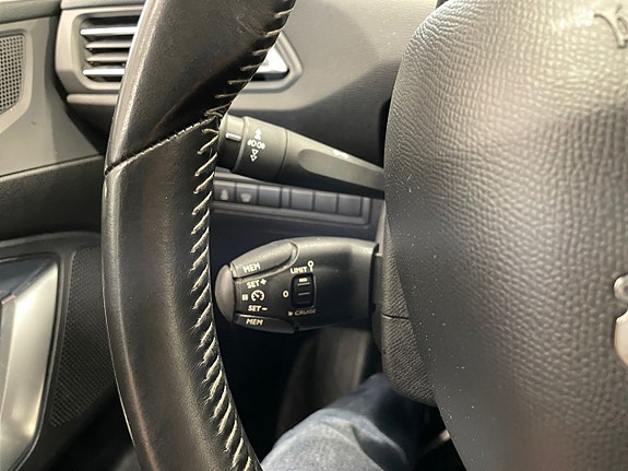 Peugeot 308 SW 19 of 19