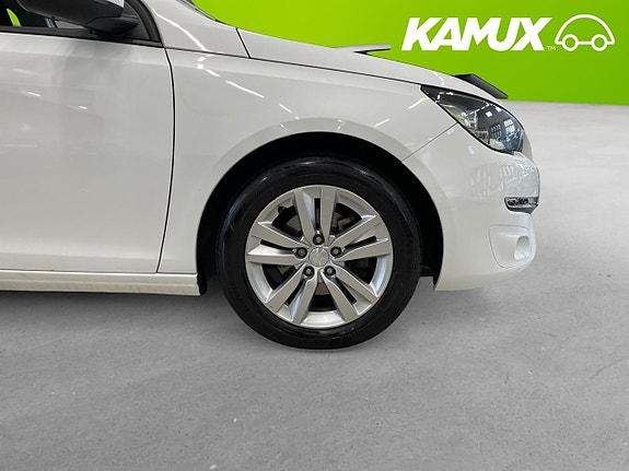 Peugeot 308 SW 8 of 19