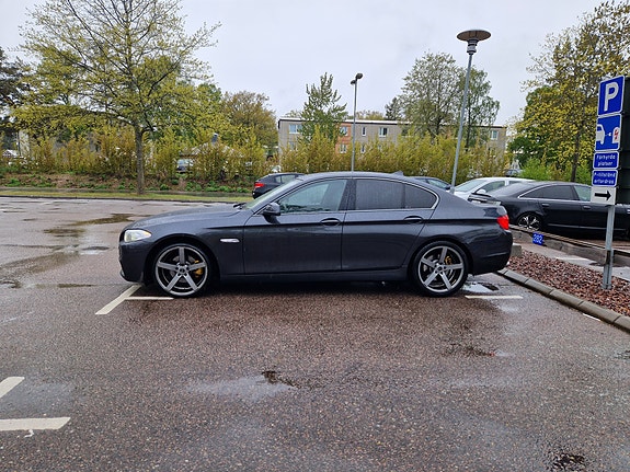 BMW 520d 5 of 6