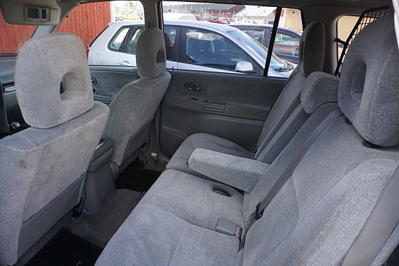 Suzuki Grand Vitara 7 of 8