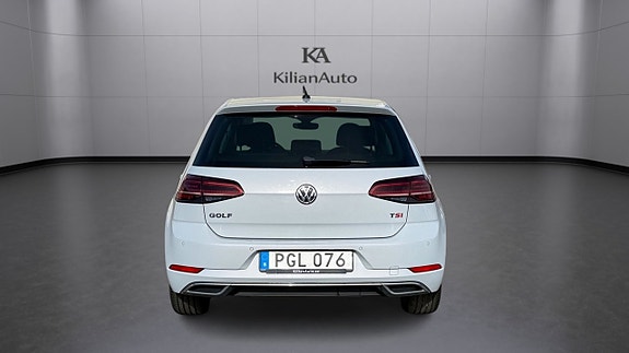 Volkswagen Golf VII 6 of 23