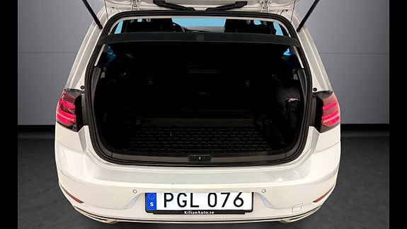 Volkswagen Golf VII 22 of 23