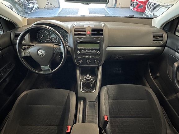 Volkswagen Golf V 8 of 12