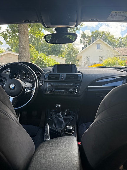 BMW 118d 9 of 10