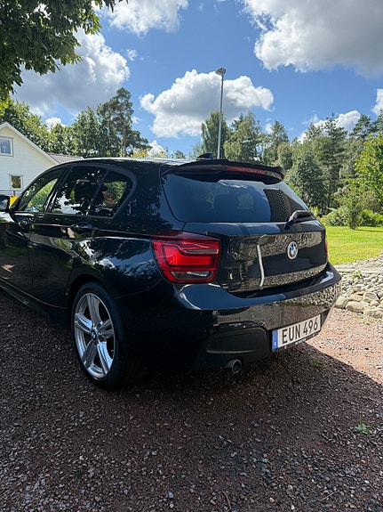 BMW 118d 5 of 10