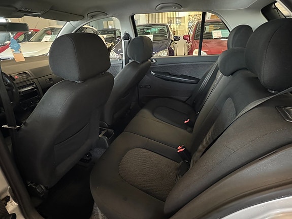 Skoda Fabia 12 of 12