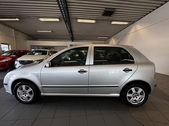 Skoda Fabia 8 of 12