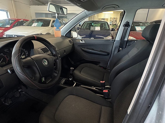 Skoda Fabia 10 of 12