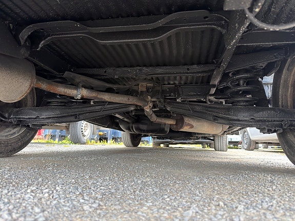 Volkswagen Caravelle 20 of 22