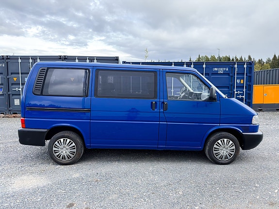 Volkswagen Caravelle 6 of 22