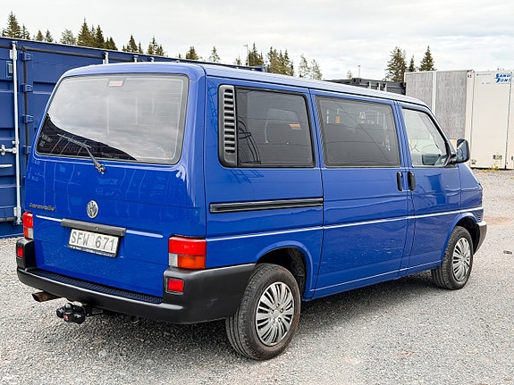 Volkswagen Caravelle 7 of 22
