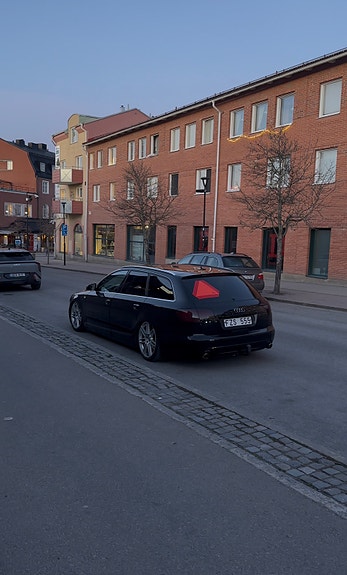 Audi A6 2 of 9