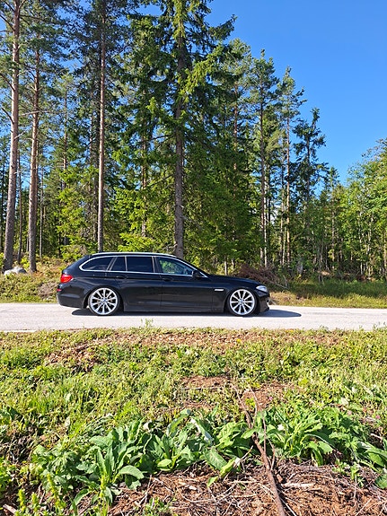 BMW 525d 4 of 6