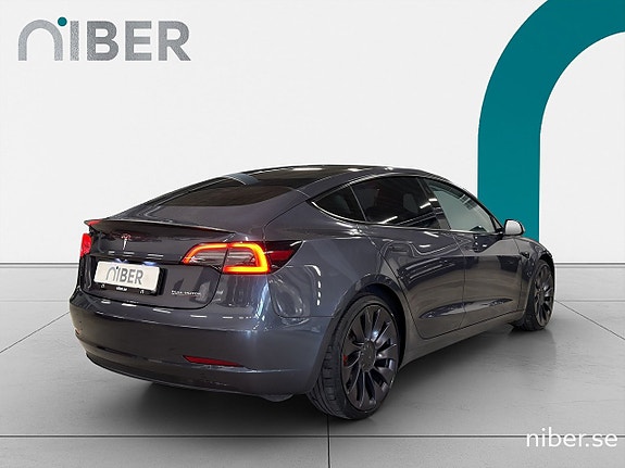 Tesla Model 3 8 of 25