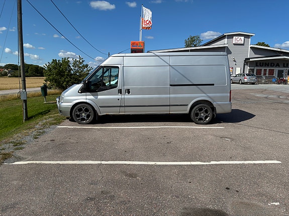 Ford Transit 4 of 9