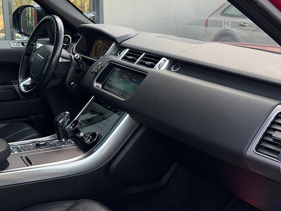 Land Rover Range Rover Sport 9 of 24