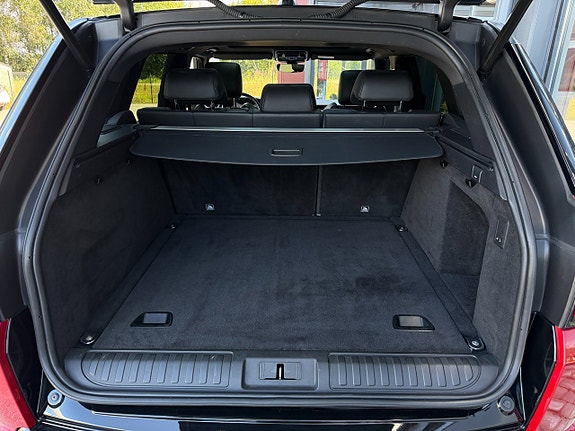 Land Rover Range Rover Sport 14 of 24
