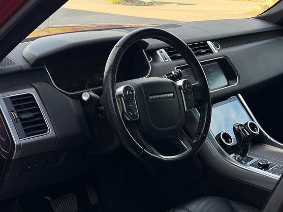Land Rover Range Rover Sport 15 of 24
