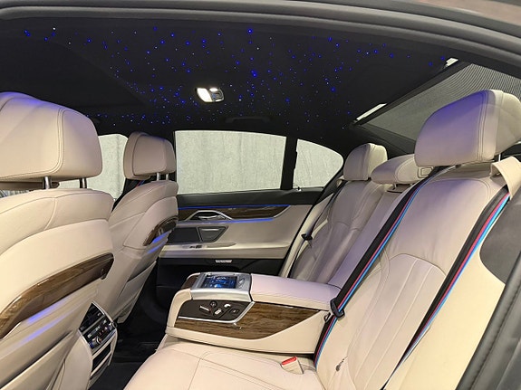 BMW 730 22 of 30